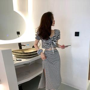 老师❌开腿让我爽一夜动漫
